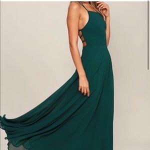 Lulus S strappy green maxi dress